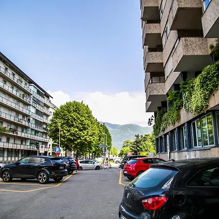 Lägenhet Comolakesuite Como